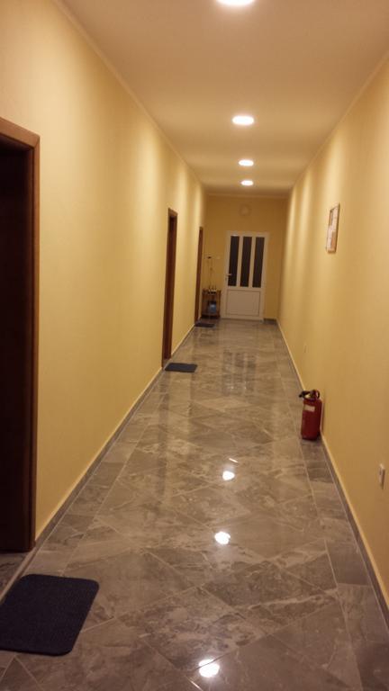 Kazablanka Rooms Aerodrom Susunja Exterior foto